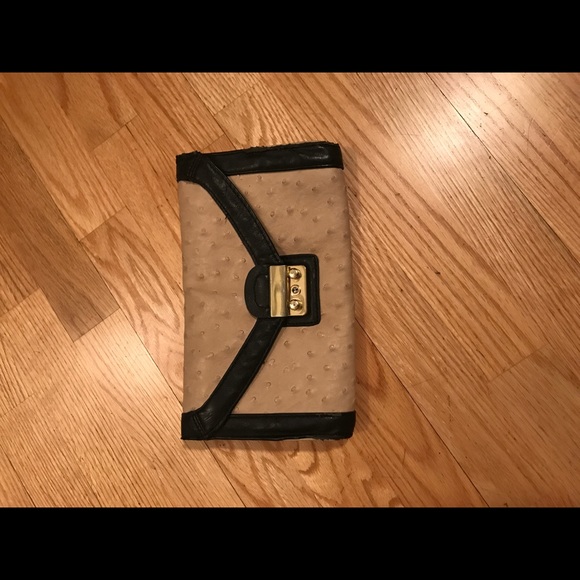 Aldo cross over clutch - Picture 4 of 8